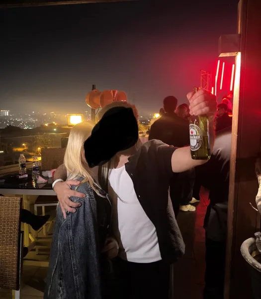 Mf4f {cairo-Egypt} { 28m27f} couple 4 female in egypt