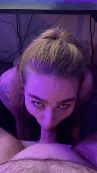 I love under-desk support <3