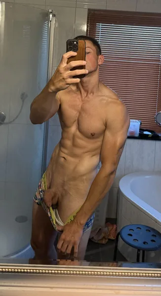 Goodmorning! Need some help with those tanlines