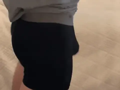35 curious Bulge>Hand