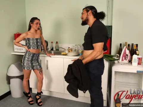 גברים ערומים